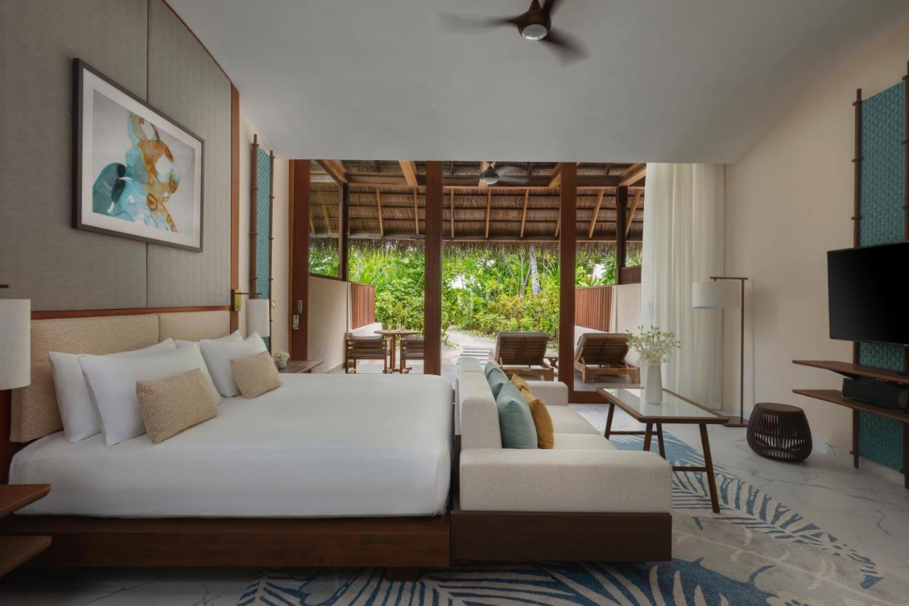 Conrad Maldives Rangali Island - luxo, cama king-size no resort de luxo nas Ilhas Maldivas