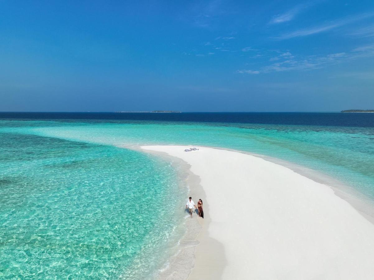 Emerald Faarufushi - banco de areia, águas turquesa no resort de luxo nas Ilhas Maldivas