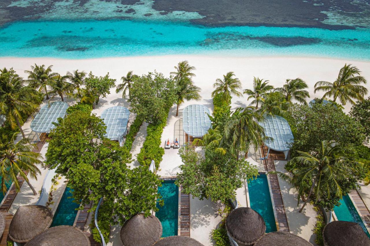 Four Seasons Resort Maldives at Kuda Huraa - luxuoso, à beira-mar no resort de luxo nas Ilhas Maldivas
