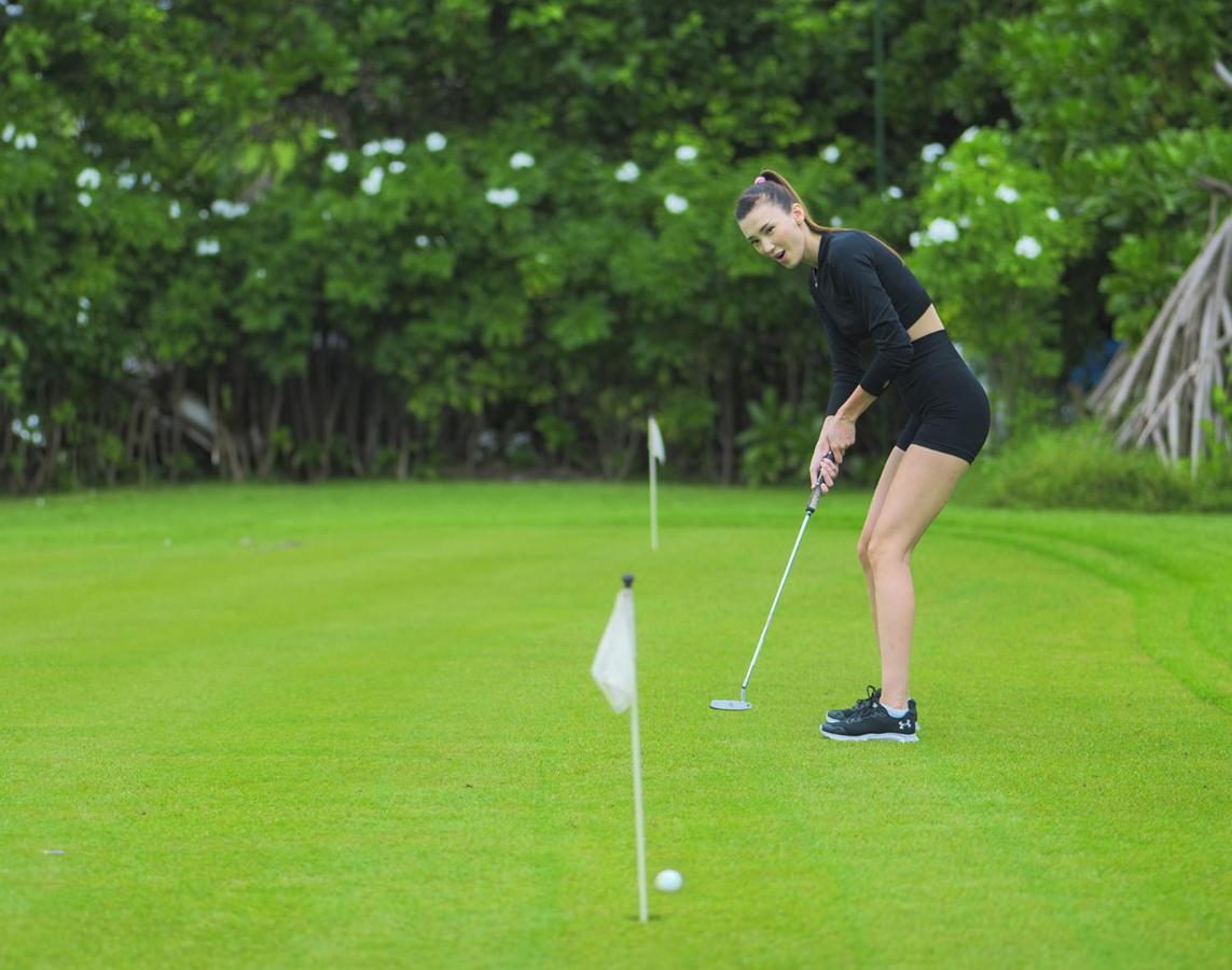 Hideaway Beach Resort - golfe, putting no resort de luxo nas Ilhas Maldivas