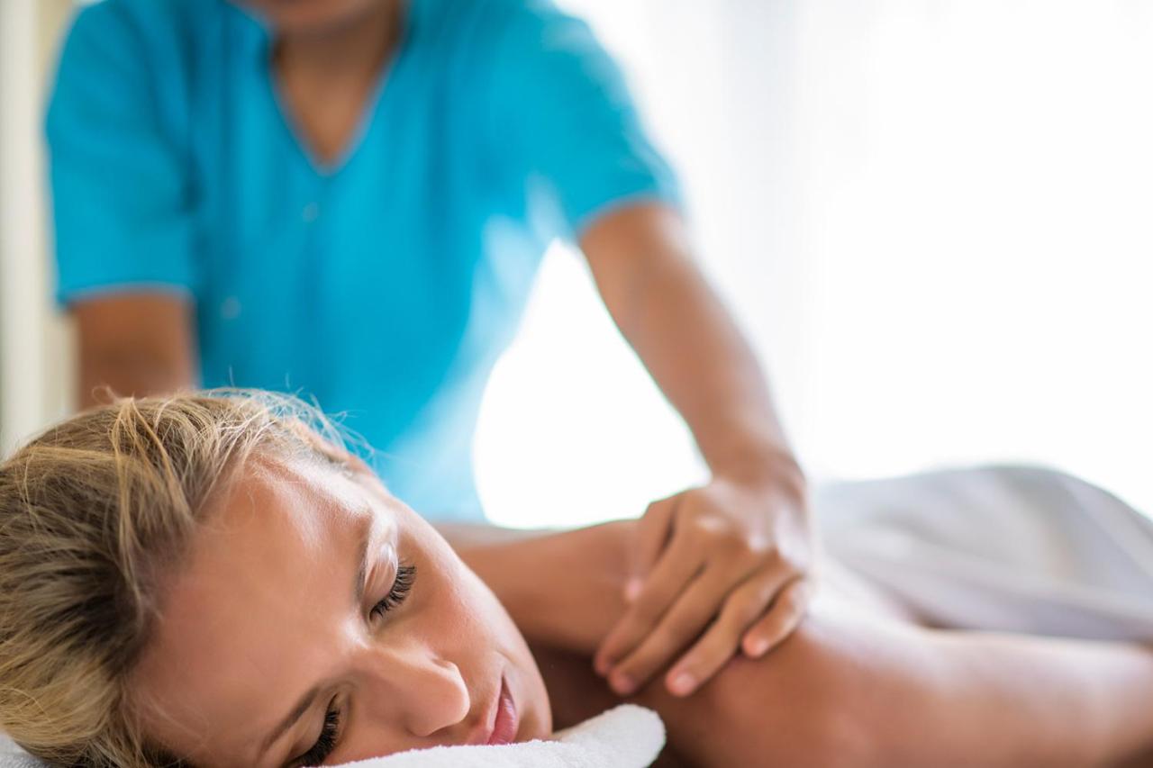 Hideaway Beach Resort - massagem, relaxamento no resort de luxo nas Ilhas Maldivas