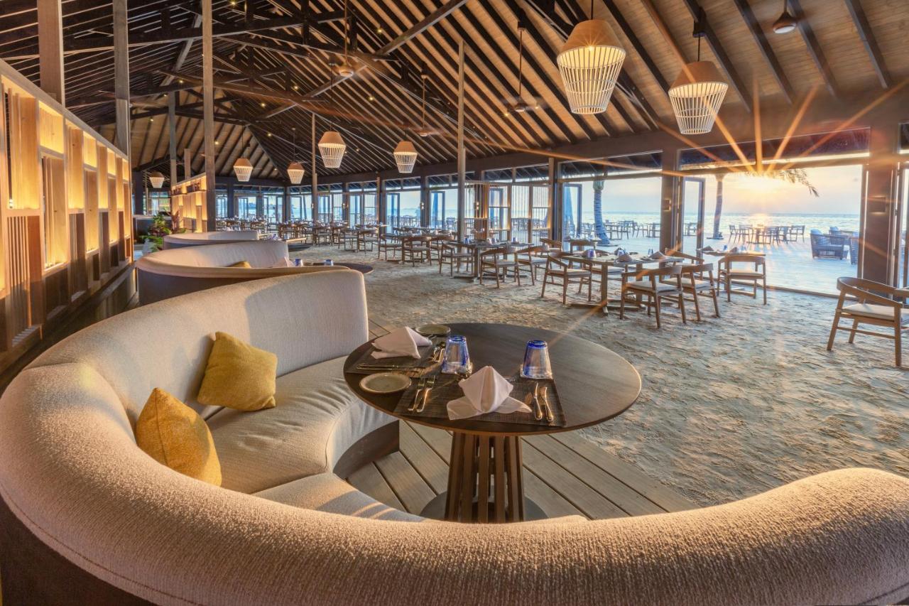 Jawakara Islands Maldives - ao ar livre, vista para o pôr do sol no resort de luxo nas Ilhas Maldivas