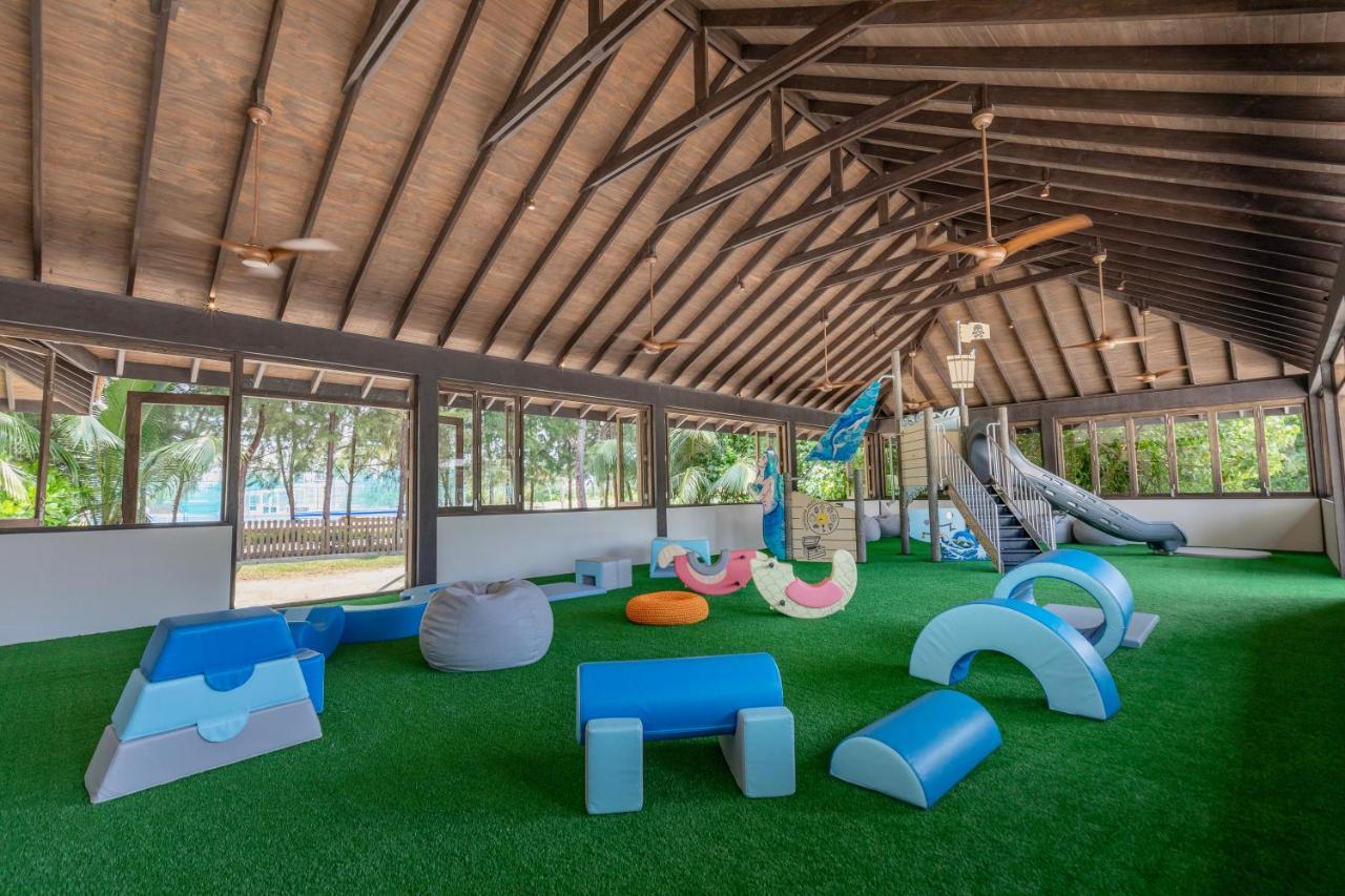 Jawakara Islands Maldives - área de recreação interna, atividades para crianças no resort de luxo nas Ilhas Maldivas