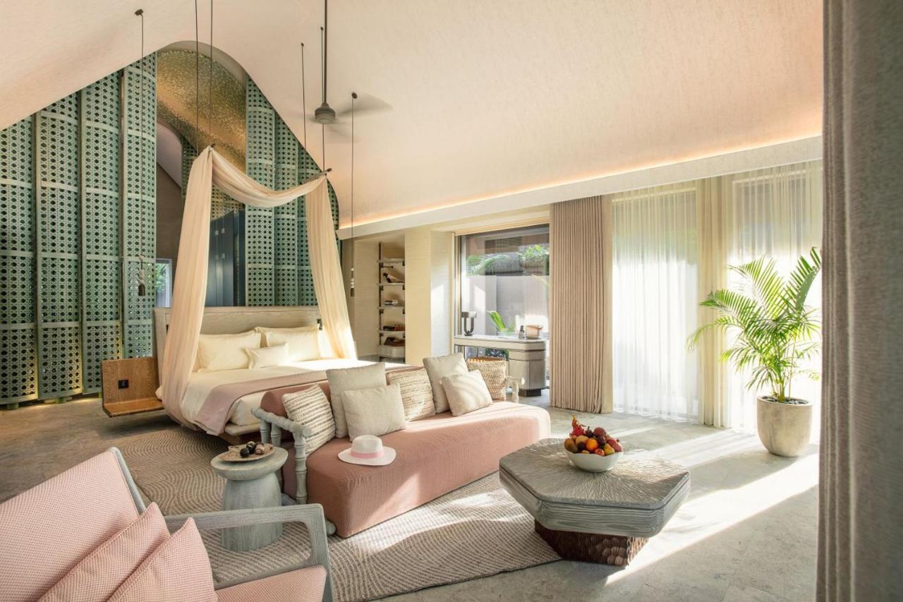 JOALI Being - luxuoso, cama com dossel no resort de luxo nas Ilhas Maldivas