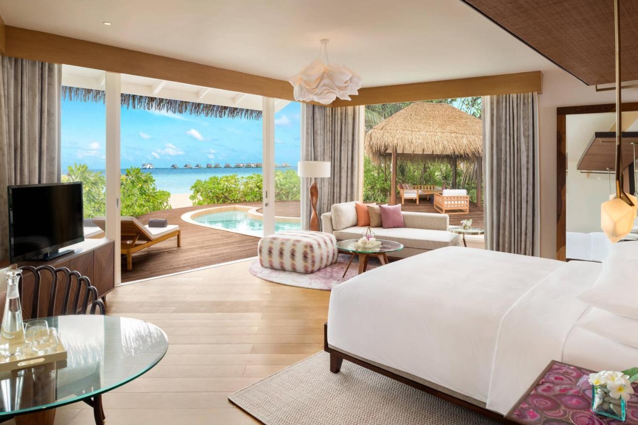 JW Marriott Maldives - luxuoso, deck privativo no resort de luxo nas Ilhas Maldivas