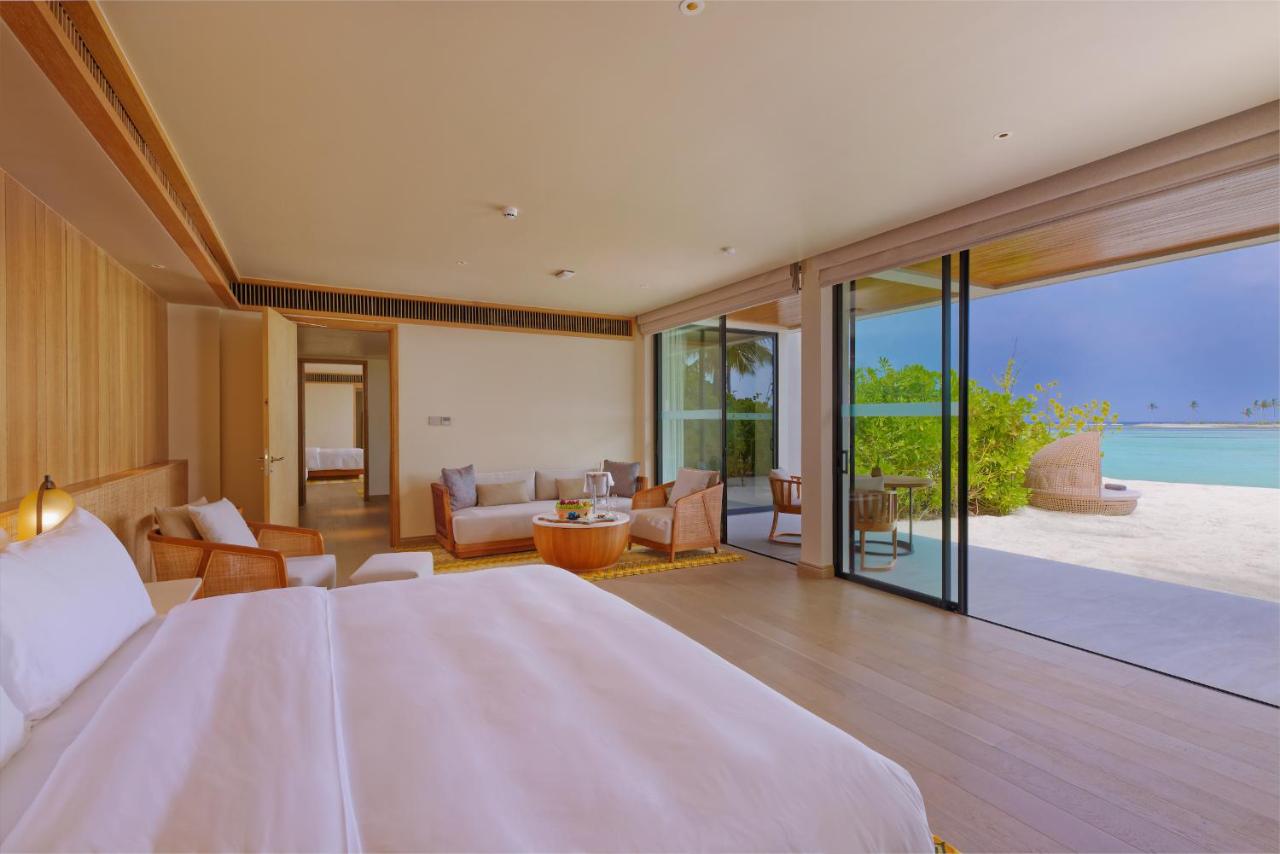 Kuda Villingili Resort Maldives - luxuoso, vista para a praia no resort de luxo nas Ilhas Maldivas