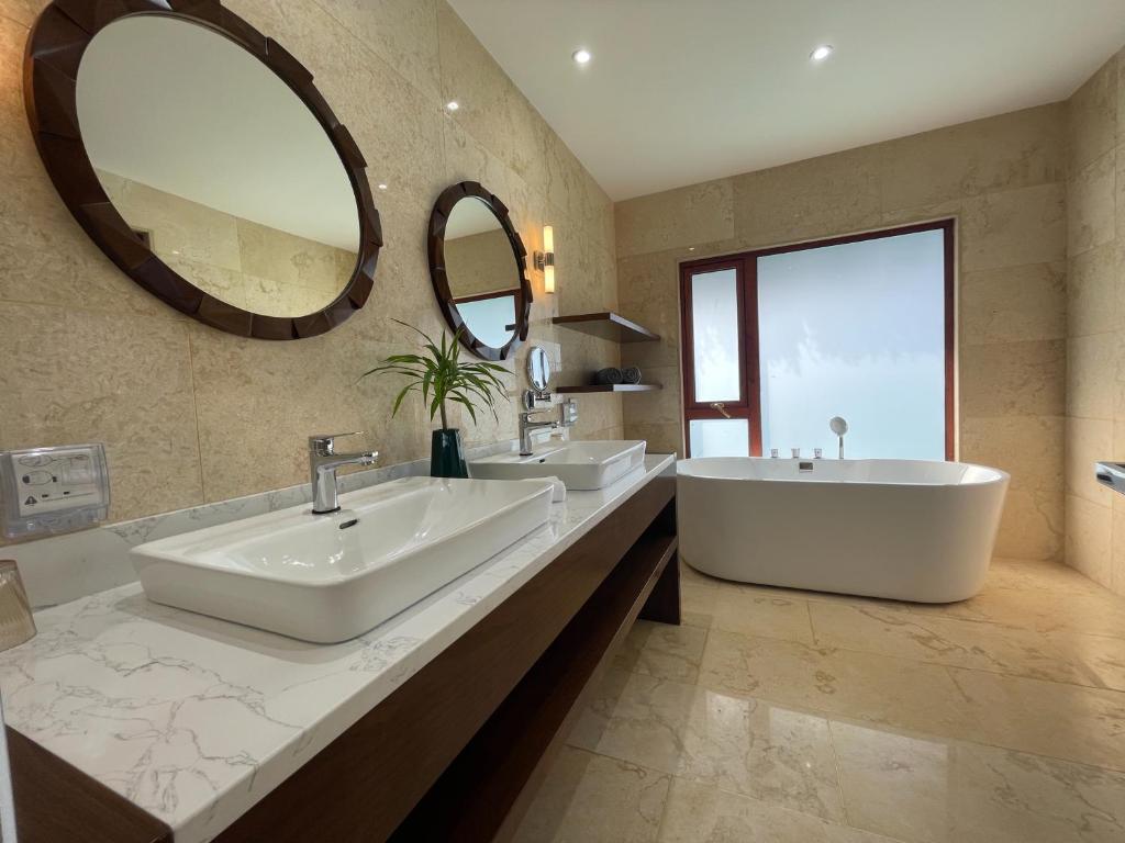 NOOE Maldives Kunaavashi - luxuoso, pias duplas no resort de luxo nas Ilhas Maldivas