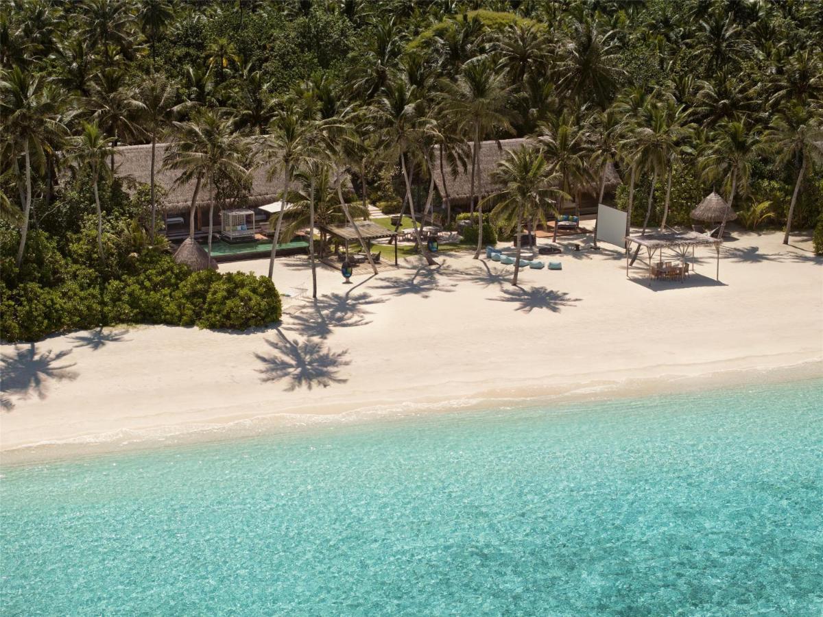 One and Only Reethi - tropical, areia branca no resort de luxo nas Ilhas Maldivas