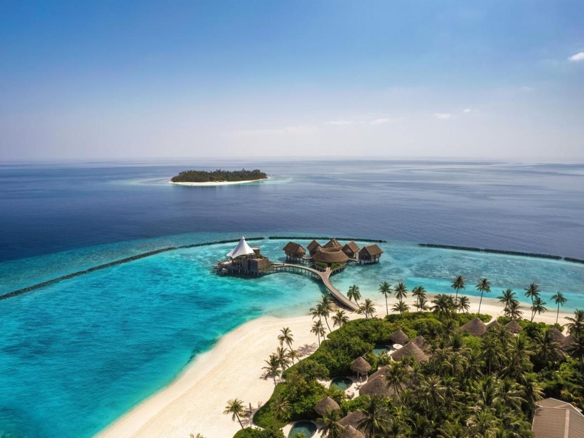 The Nautilus Maldives - villas sobre a água, águas turquesa no resort de luxo nas Ilhas Maldivas