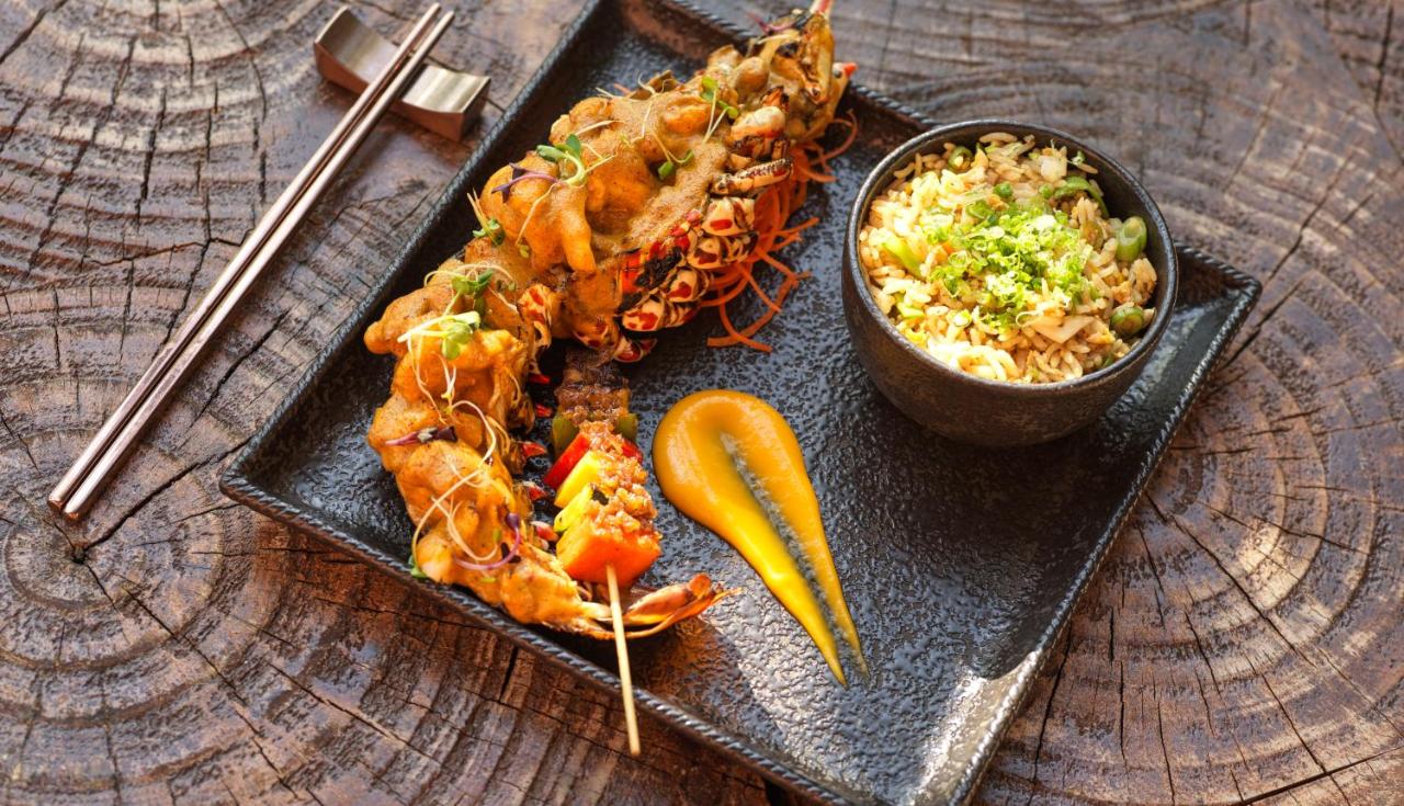 The Ritz-Carlton Maldives, Fari Islands - lagosta, gourmet no resort de luxo nas Ilhas Maldivas