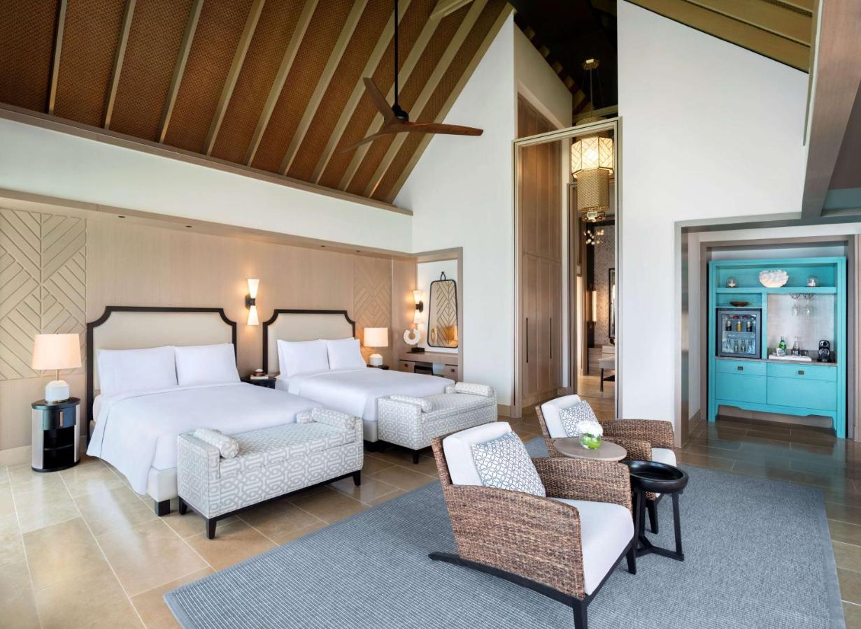 Waldorf Astoria Maldives Ithaafushi - luxuoso, camas de solteiro no resort de luxo nas Ilhas Maldivas